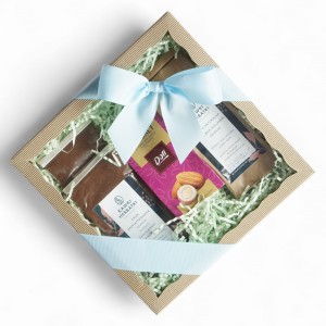 pudełko z okienkiem: 3 kawy i czekoladki